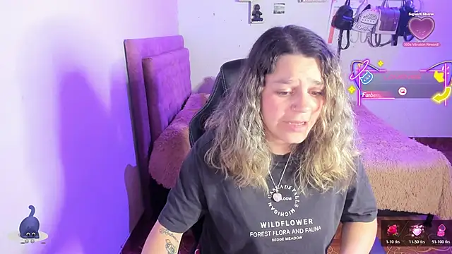 Sabrina Hall  online show from 11/29/25, 03:09