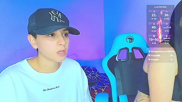 Snapshot of aron_wi chatting on 12/24/24, 03:27 aron wi online show from 12/24/24, 03:27