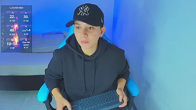 Snapshot of aron_wi chatting on 01/13/25, 09:31 aron wi online show from 01/13/25, 09:31