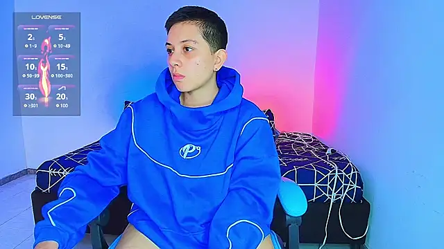 Snapshot of aron_wi chatting on 01/26/25, 06:06 aron wi online show from 01/26/25, 06:06