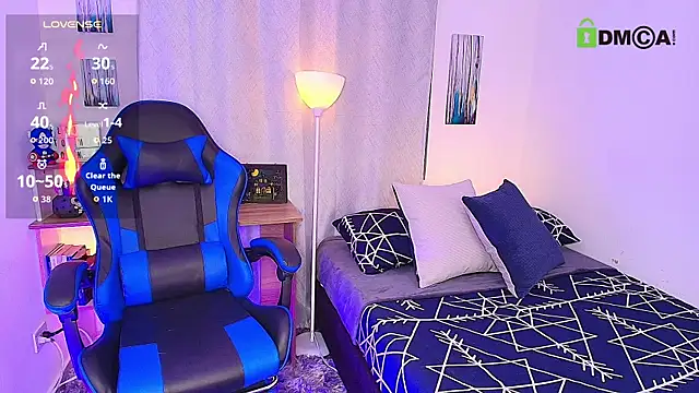 Snapshot of aron_wi chatting on 11/03/25, 10:38 aron wi online show from 11/03/25, 10:38