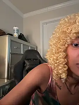 butterflybootyy online show from 12/20/25, 12:56