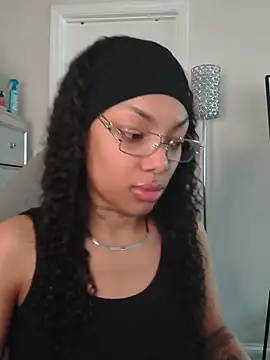 butterflybootyy online show from 06/01/26, 12:51