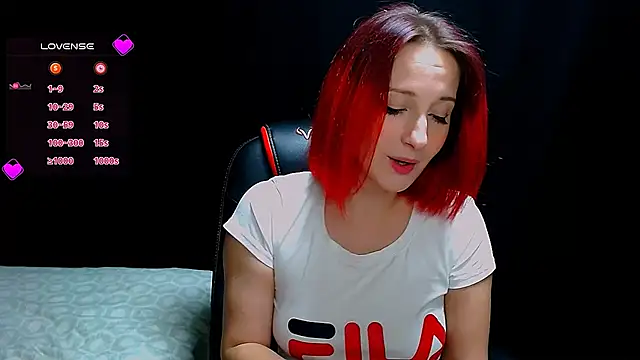 AgathaNoxe online show from 12/19/24, 10:21