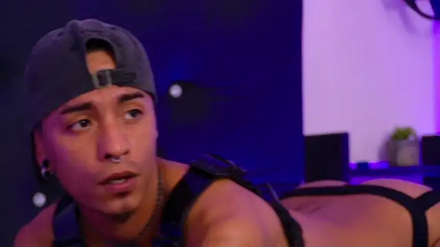 Mowgli FFun online show from 03/31/26, 03:08