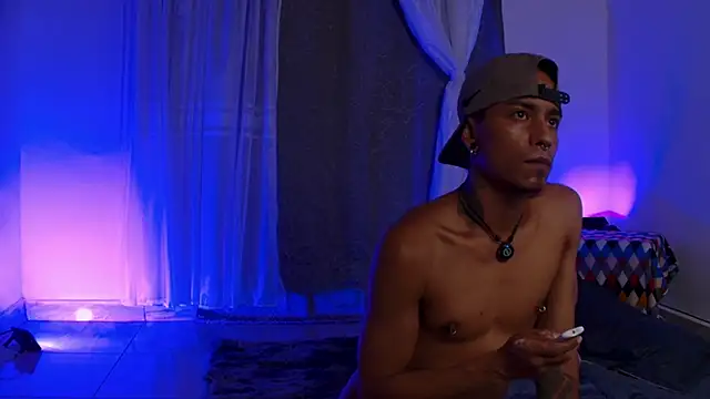 Mowgli FFun online show from 05/26/26, 03:02