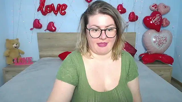 ZannaDreil online show from 03/02/25, 06:27