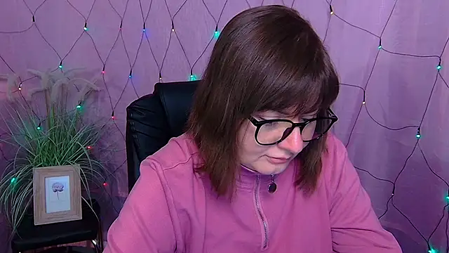 ZannaDreil online show from 02/02/26, 07:12