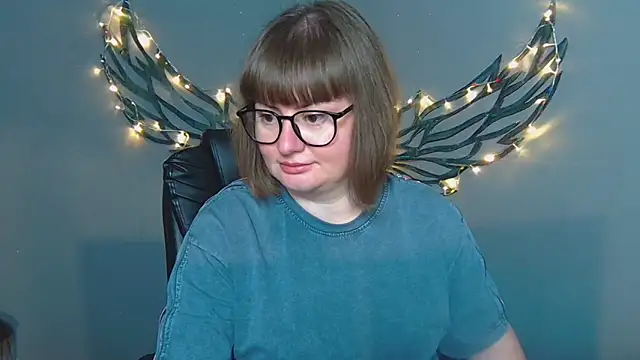 ZannaDreil online show from 05/25/26, 06:03