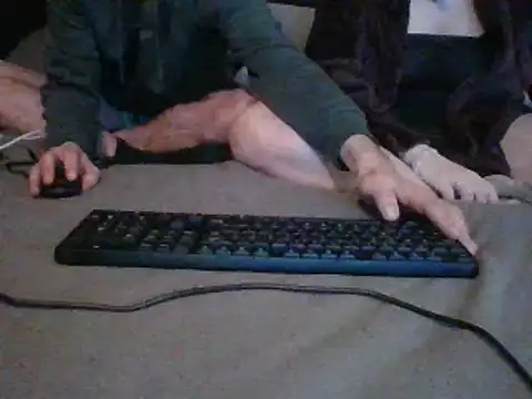 Snapshot of geilhardnatstel1 chatting on 12/06/24, 08:40 geilhardnatstel1 online show from 12/06/24, 08:40