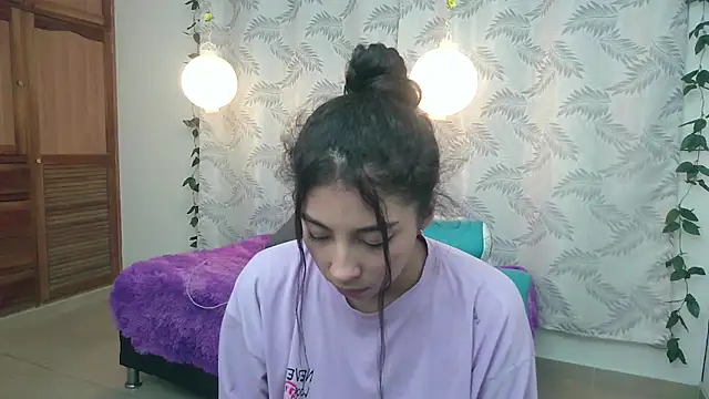 Mya paris online show from 01/09/25, 02:11