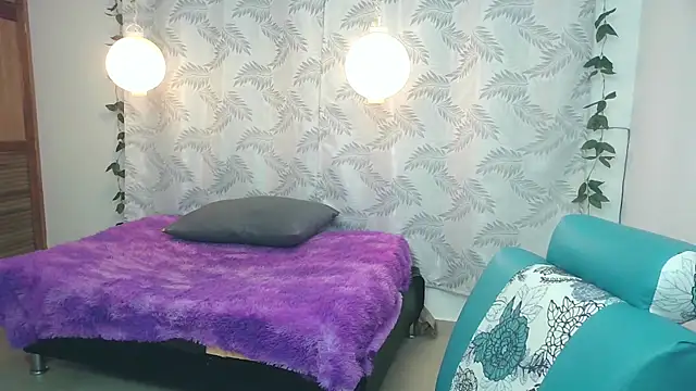 Mya paris online show from 02/11/25, 02:14