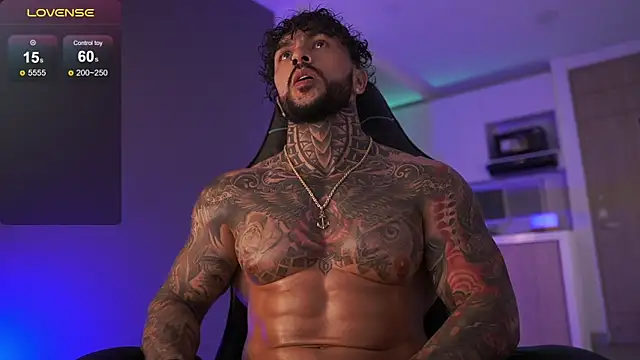 Snapshot of mariano_costa chatting on 09/10/25, 01:05 mariano costa online show from 09/10/25, 01:05