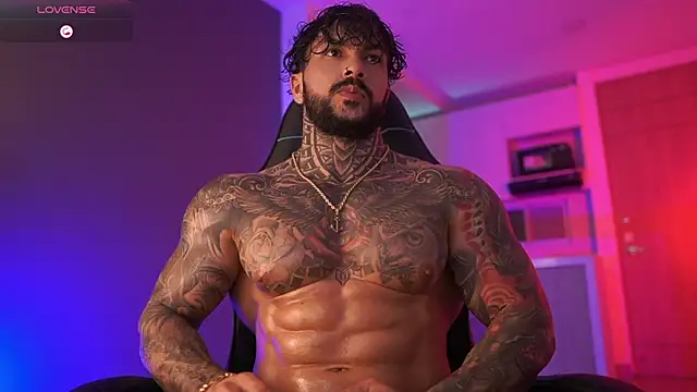 Snapshot of mariano_costa chatting on 10/20/25, 04:46 mariano costa online show from 10/20/25, 04:46