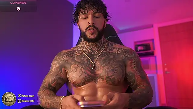 Snapshot of mariano_costa chatting on 11/22/25, 02:21 mariano costa online show from 11/22/25, 02:21