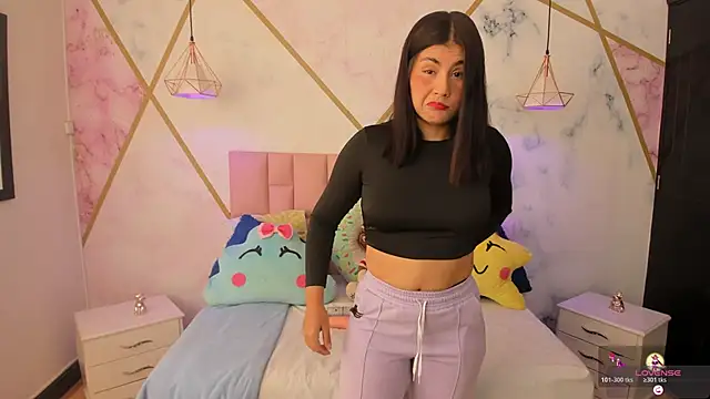 lizortiz online show from 10/28/25, 03:25