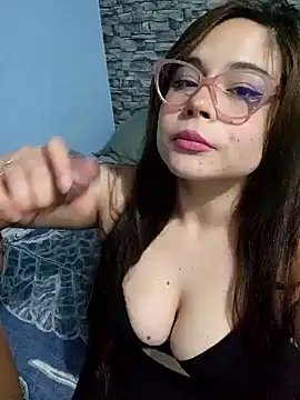 Snapshot of SloopyConchitaCL chatting on 12/15/24, 03:24 SloopyConchitaCL online show from 12/15/24, 03:24