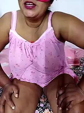 Chanel Blue Sl online show from 10/18/25, 12:57