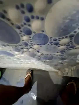 Snapshot of divyansh_hyderabadi chatting on 12/03/24, 03:52 divyansh hyderabadi online show from 12/03/24, 03:52