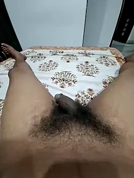 Snapshot of divyansh_hyderabadi chatting on 12/04/24, 08:29 divyansh hyderabadi online show from 12/04/24, 08:29