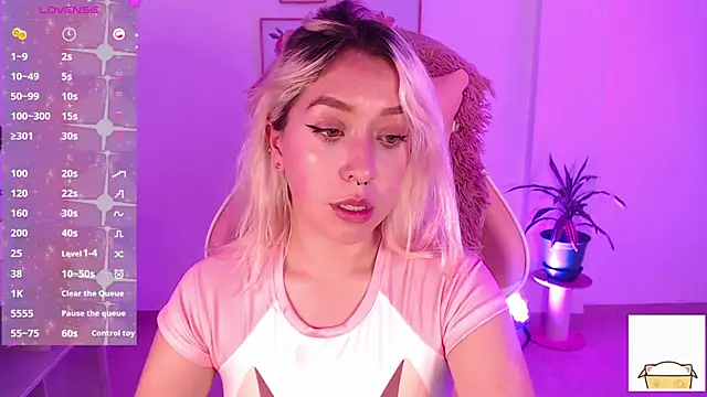 Dahlia  espresso online show from 02/06/25, 09:06