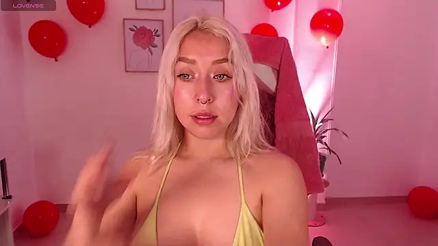 Dahlia  espresso online show from 02/19/25, 06:00