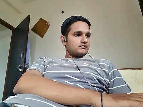 Jonrobinso online show from 10/08/25, 04:21