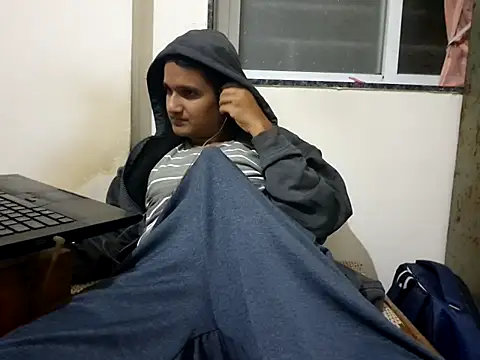 Jonrobinso online show from 01/05/26, 05:27