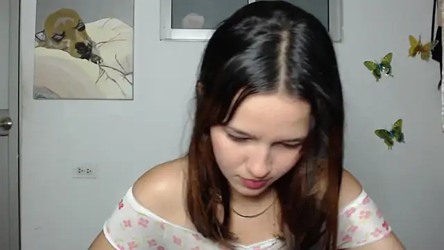 Snapshot of _Denis_sweet chatting on 01/08/25, 01:00 Denis sweet online show from 01/08/25, 01:00