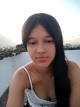 Snapshot of _Denis_sweet chatting on 02/15/25, 11:14 Denis sweet online show from 02/15/25, 11:14