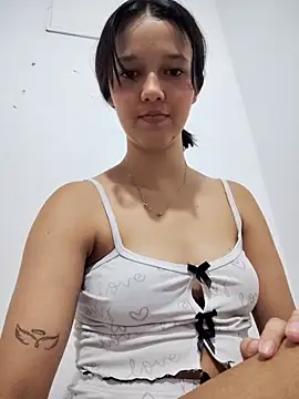  Denis sweet online show from 10/17/25, 02:26