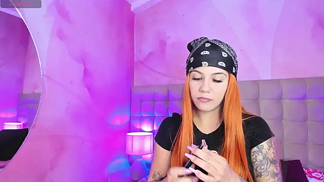 MelaniieRoux online show from 02/02/25, 08:08