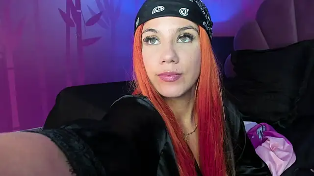 MelaniieRoux online show from 03/22/25, 09:02