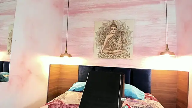 MelaniieRoux online show from 02/21/26, 07:26