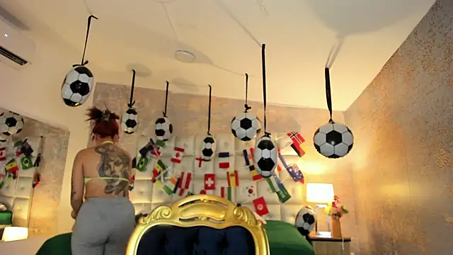 MelaniieRoux online show from 07/17/26, 07:41