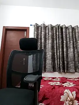 sanaya baby online show from 02/12/25, 08:40