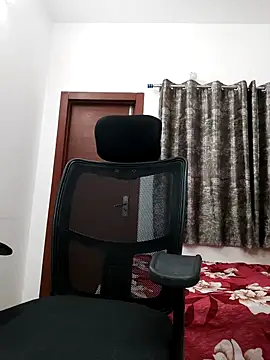 sanaya baby online show from 02/18/25, 12:04