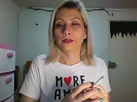 alixia81 online show from 01/19/25, 09:44