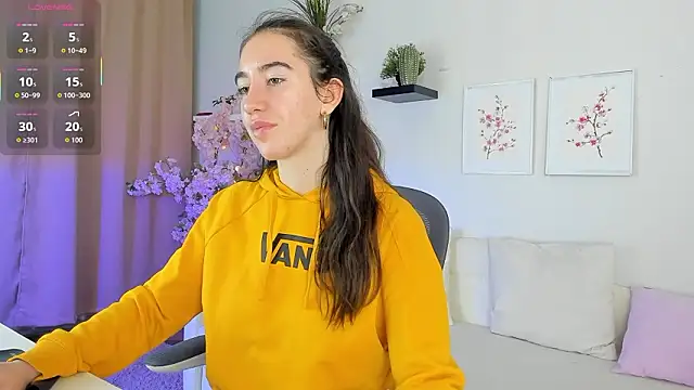 Belle Via online show from 03/25/26, 01:39