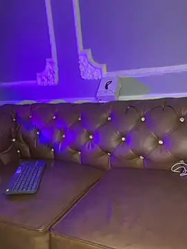 AaronCruz  online show from 02/27/25, 03:37