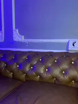 AaronCruz  online show from 03/07/25, 02:04