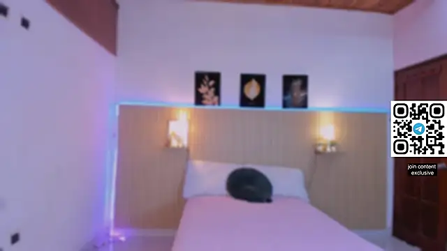 Snapshot of Harmony_Malkova chatting on 11/14/25, 12:09 Harmony Malkova online show from 11/14/25, 12:09