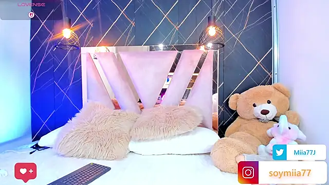 Miia77  online show from 03/19/26, 04:16