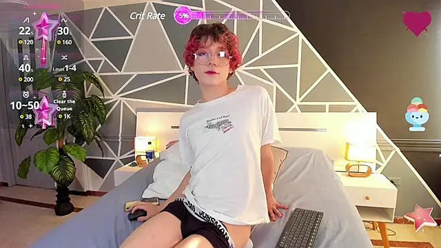 Snapshot of Max_lover1 chatting on 02/19/25, 09:03 Max lover1 online show from 02/19/25, 09:03