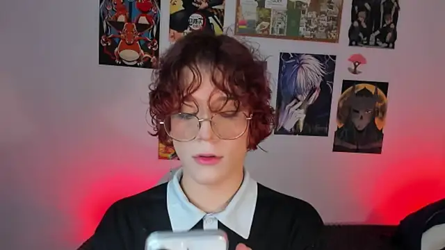 Snapshot of Max_lover1 chatting on 09/29/25, 12:27 Max lover1 online show from 09/29/25, 12:27