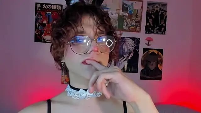 Snapshot of Max_lover1 chatting on 10/30/25, 01:40 Max lover1 online show from 10/30/25, 01:40