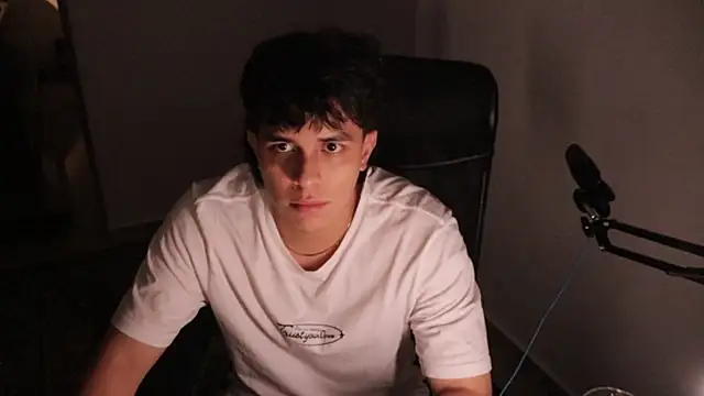 Tony Hoffa online show from 11/17/25, 04:40