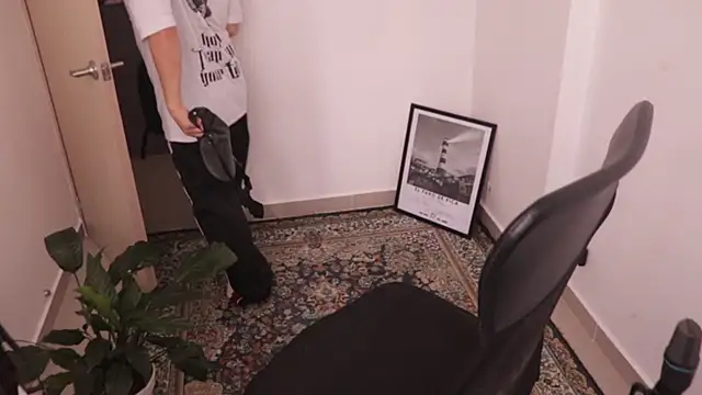 Snapshot of Tony_Hoffa chatting on 02/26/26, 06:18 Tony Hoffa online show from 02/26/26, 06:18