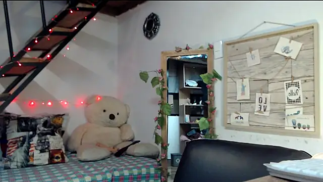 luna sky83 online show from 03/12/25, 01:19