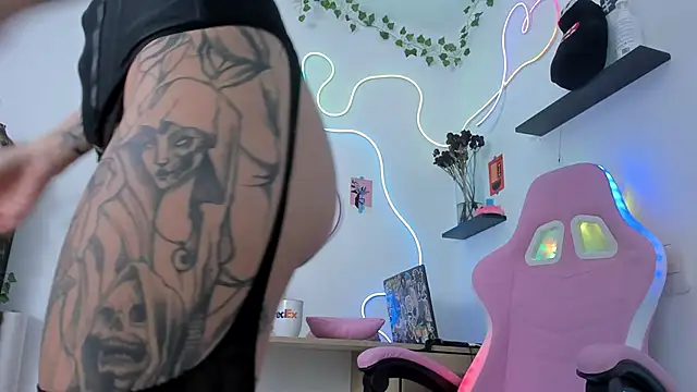 AlyRoses online show from 03/14/25, 12:10